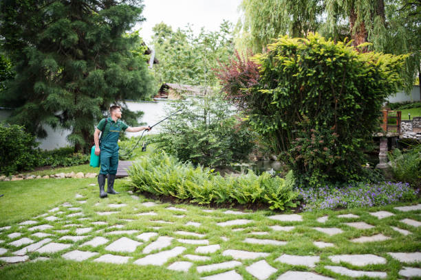 Best Commercial Pest Control Services  in Fords Prairie, WA